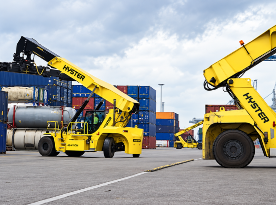 hyster reachstacker container handlers